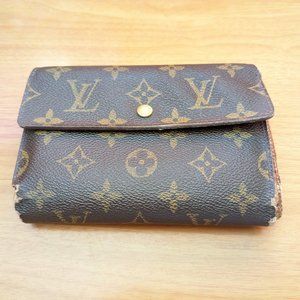Louis Vuitton Monogram Trifold Wallet***